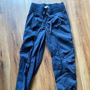 Lululemon Dance Studio jogger size 0